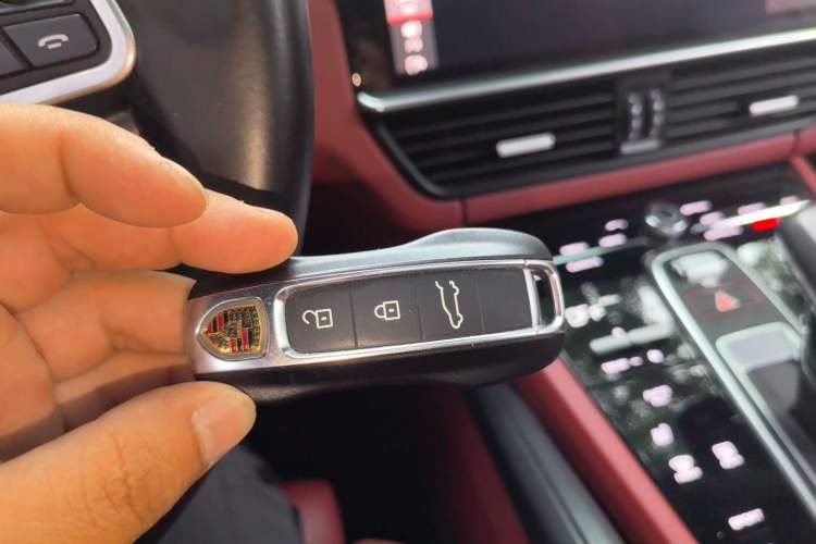Used Porsche Cayenne 2019 Cayenne 3.0T Vehicle Key