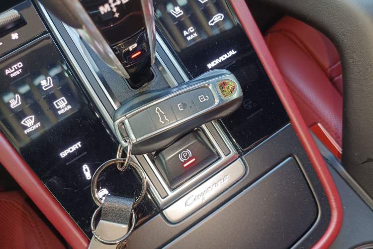 Used Porsche Cayenne 2019 Cayenne 3.0T Vehicle Key