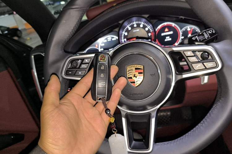 Used Porsche Cayenne 2019 Cayenne 3.0T Vehicle Key