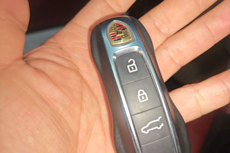 Used Porsche Cayenne 2019 Cayenne 3.0T Vehicle Key