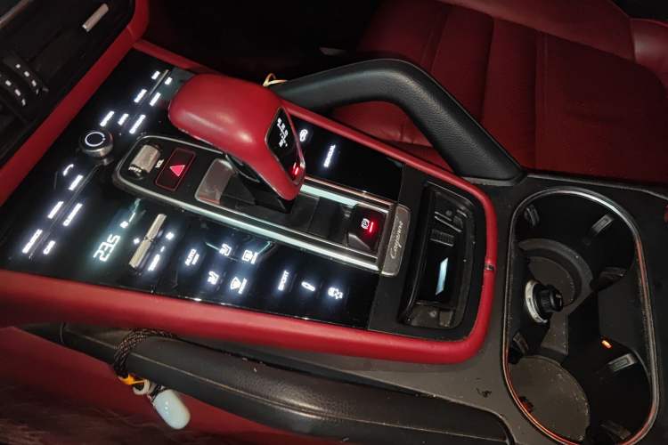 Used Porsche Cayenne 2019 Cayenne 3.0T Gear Lever