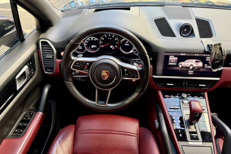 Used Porsche Cayenne 2019 Cayenne 3.0T Interior 2