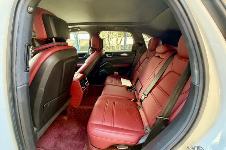 Used Porsche Cayenne 2019 Cayenne 3.0T Interior 3