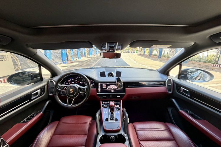 Used Porsche Cayenne 2019 Cayenne 3.0T Interior 6