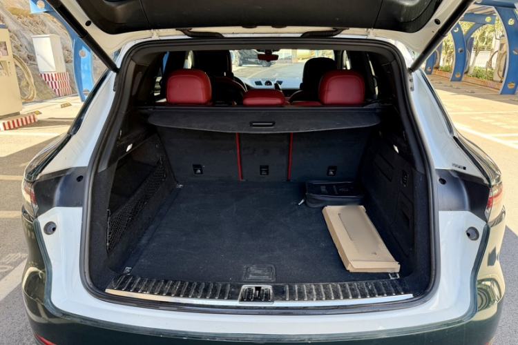 Used Porsche Cayenne 2019 Cayenne 3.0T Trunk