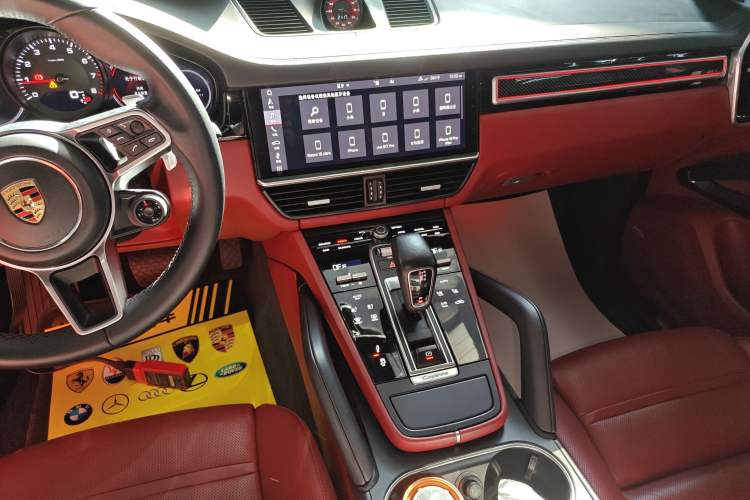 Used Porsche Cayenne 2019 Cayenne Coupé 3.0T Audio And AC Panel