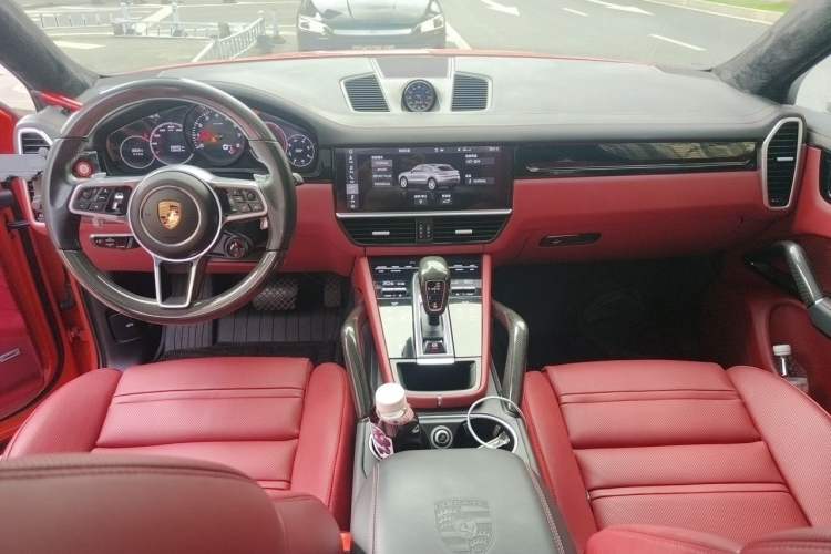 Used Porsche Cayenne 2019 Cayenne Coupé 3.0T Center Console