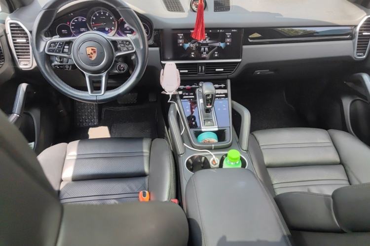 Used Porsche Cayenne  Center Console