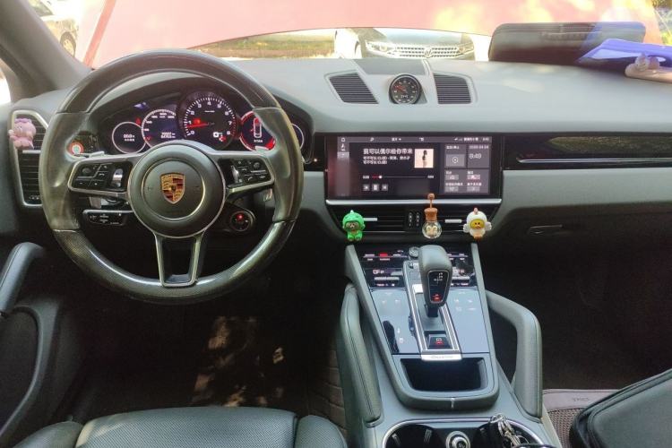 Used Porsche Cayenne 2019 Cayenne Coupé 3.0T Center Console