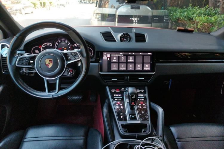 Used Porsche Cayenne 2019 Cayenne Coupé 3.0T Center Console