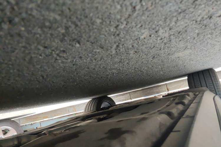 Used Porsche Cayenne  Chassis Front Right