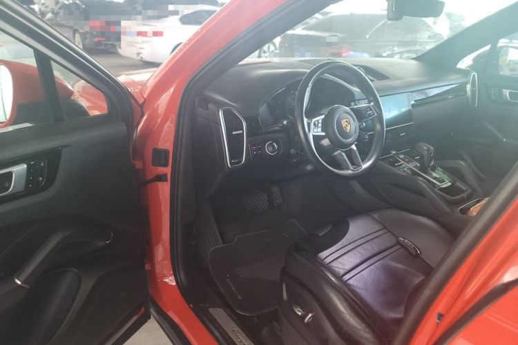 Used Porsche Cayenne 2019 Cayenne Coupé 3.0T Driver Seat