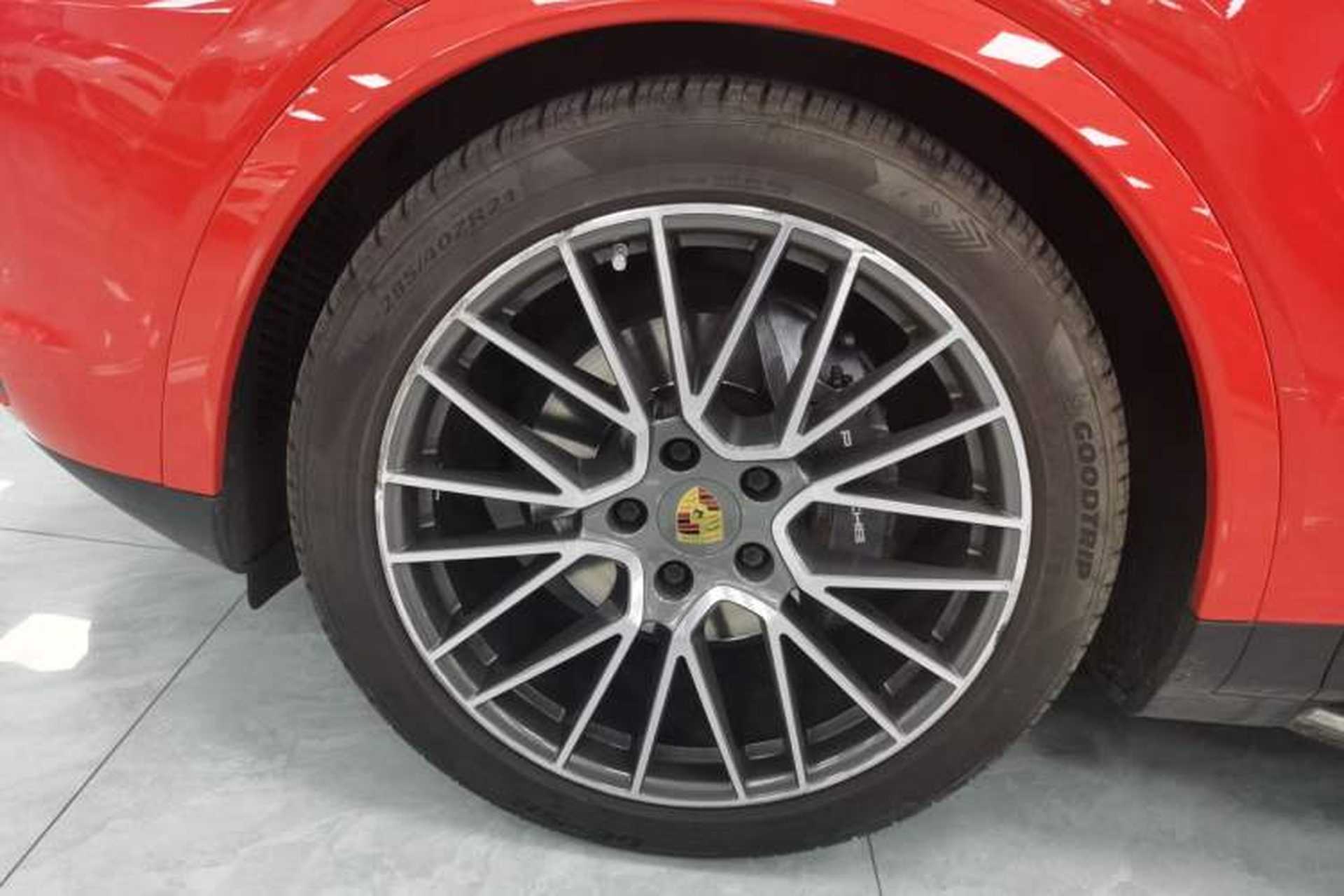 Used Porsche Cayenne 2019 Cayenne Coupé 3.0T Exterior 4