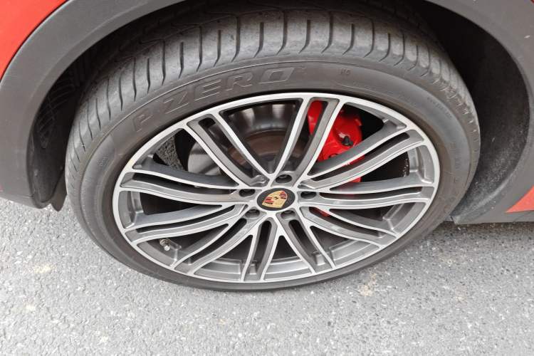 Used Porsche Cayenne 2019 Cayenne Coupé 3.0T Exterior 7