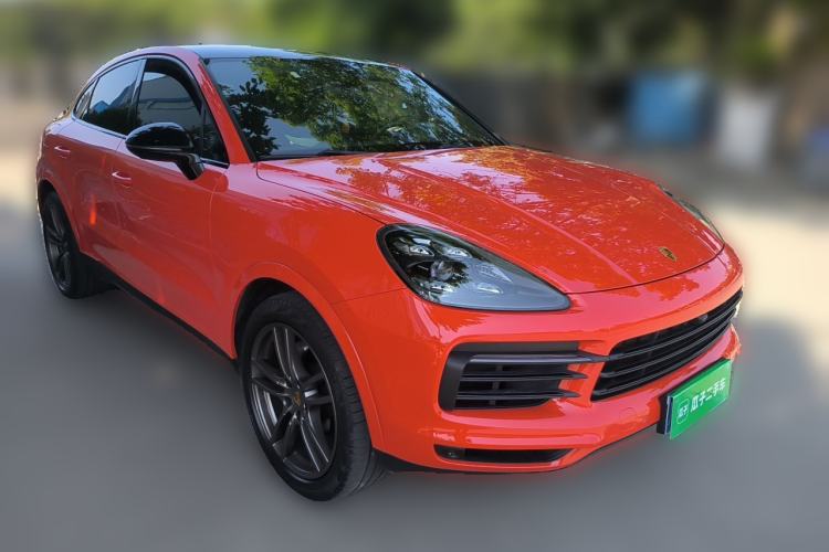 Used Porsche Cayenne 2019 Cayenne Coupé 3.0T Front Right 45 Deg