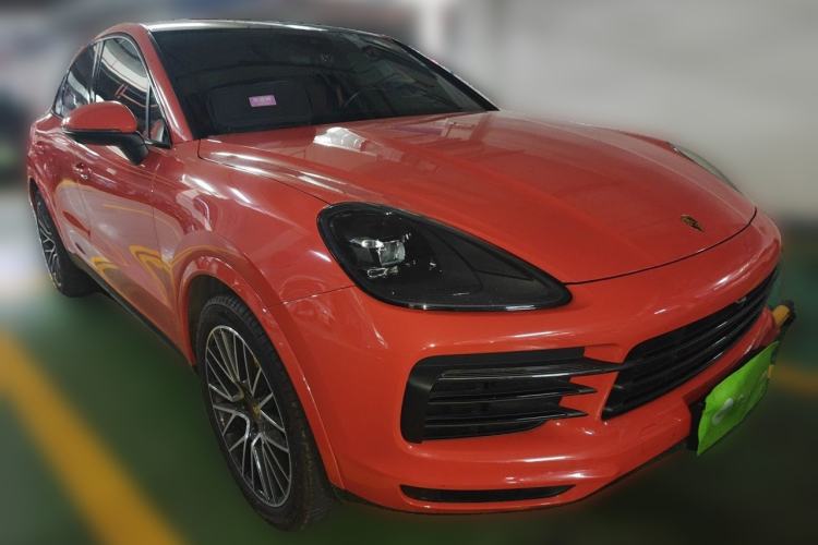 Used Porsche Cayenne 2019 Cayenne Coupé 3.0T Front Right 45 Deg