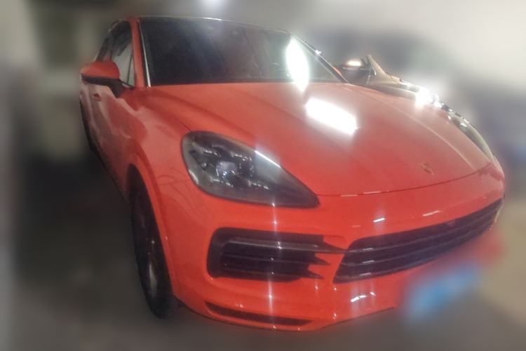 Used Porsche Cayenne 2019 Cayenne Coupé 3.0T Front Right 45 Deg