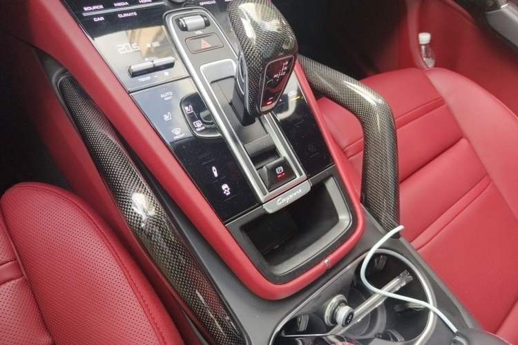 Used Porsche Cayenne 2019 Cayenne Coupé 3.0T Gear Lever