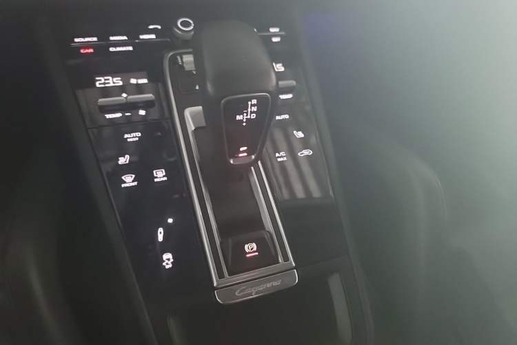 Used Porsche Cayenne 2019 Cayenne Coupé 3.0T Gear Lever