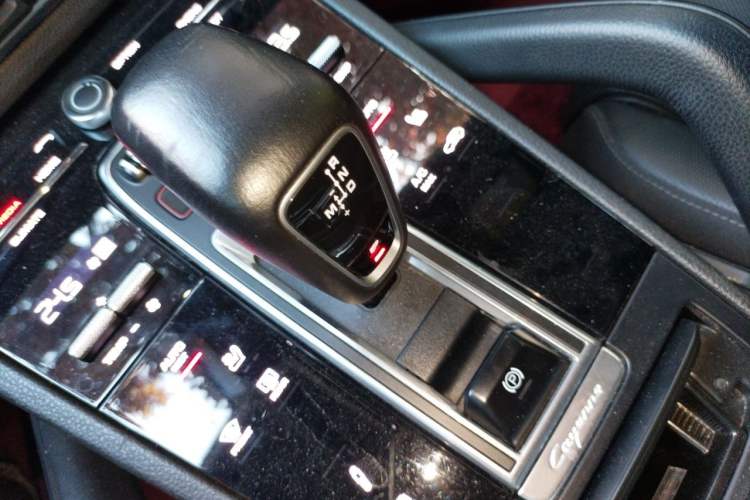 Used Porsche Cayenne 2019 Cayenne Coupé 3.0T Gear Lever