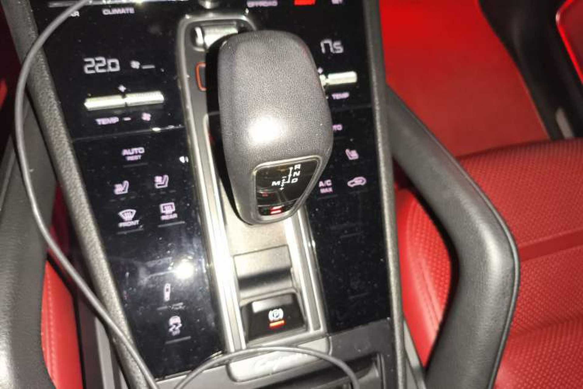 Used Porsche Cayenne 2019 Cayenne Coupé 3.0T Gear Lever