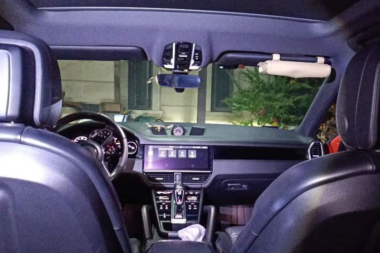 Used Porsche Cayenne 2019 Cayenne Coupé 3.0T Headliner