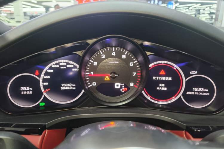 Used Porsche Cayenne 2019 Cayenne Coupé 3.0T Instrument Cluster