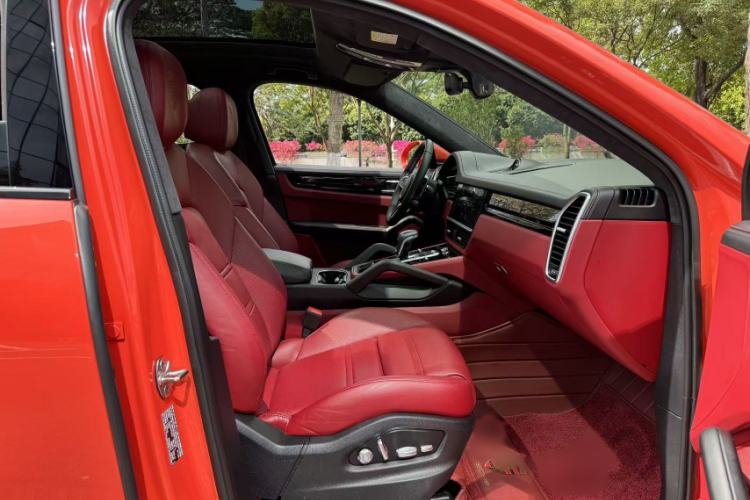 Used Porsche Cayenne 2019 Cayenne 3.0T Interior 5