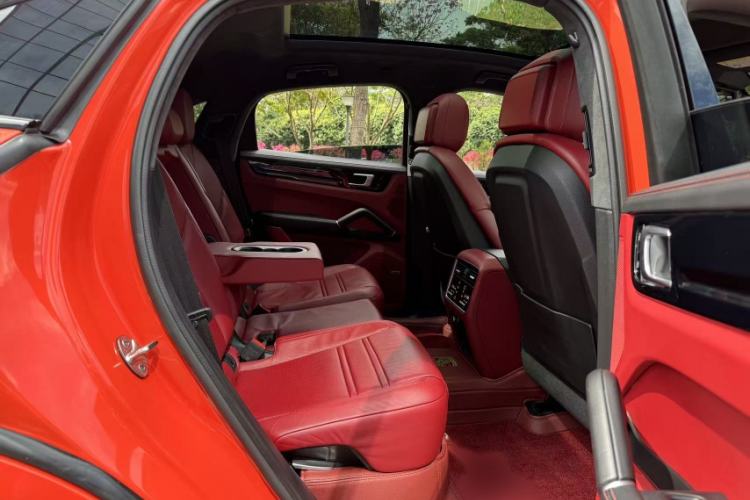 Used Porsche Cayenne 2019 Cayenne 3.0T Interior 6