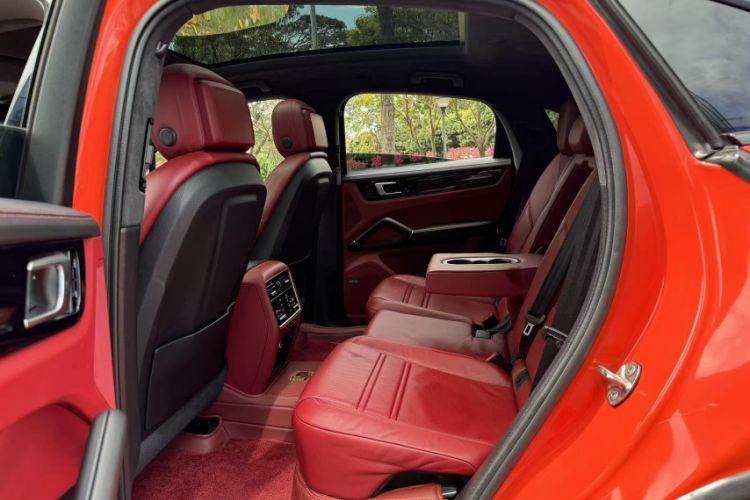 Used Porsche Cayenne 2019 Cayenne 3.0T Interior 7