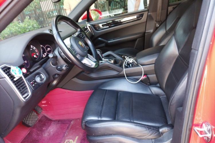 Used Porsche Cayenne 2019 Cayenne Coupé 3.0T Left Front Seat