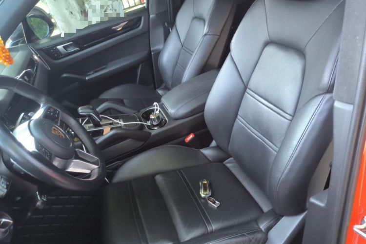Used Porsche Cayenne 2019 Cayenne Coupé 3.0T Left Front Seat