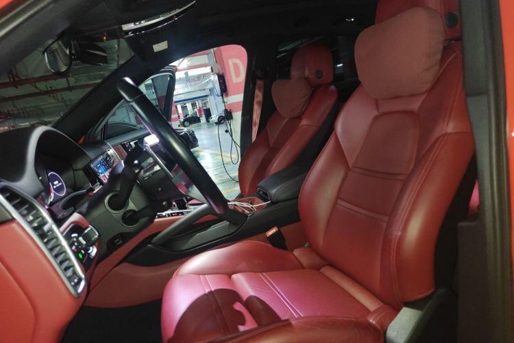 Used Porsche Cayenne 2019 Cayenne Coupé 3.0T Left Front Seat
