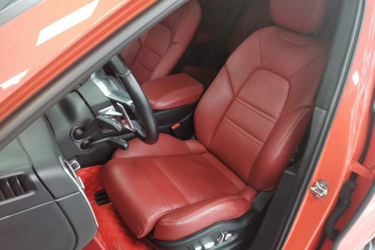 Used Porsche Cayenne 2019 Cayenne Coupé 3.0T Left Front Seat