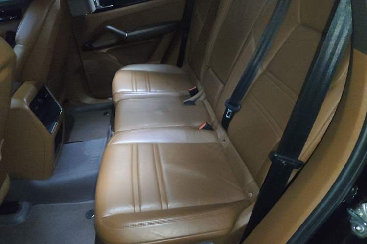 Used Porsche Cayenne 2019 Cayenne 3.0T Left Rear Seat