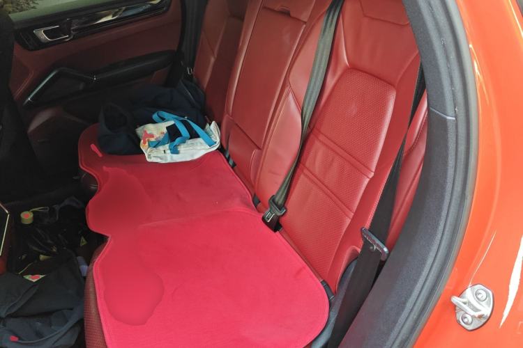 Used Porsche Cayenne 2019 Cayenne Coupé 3.0T Left Rear Seat