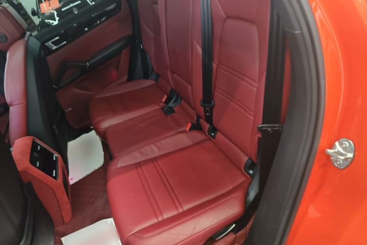 Used Porsche Cayenne 2019 Cayenne Coupé 3.0T Left Rear Seat