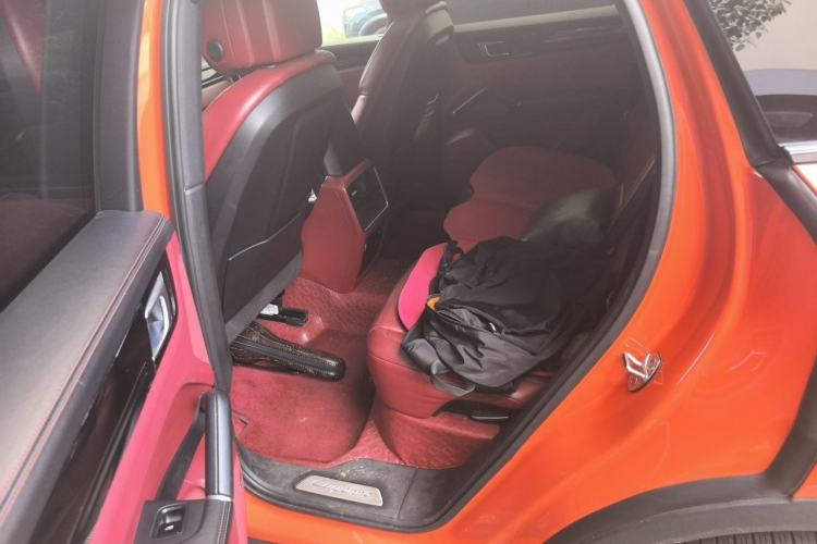 Used Porsche Cayenne 2019 Cayenne Coupé 3.0T Left Rear Seat