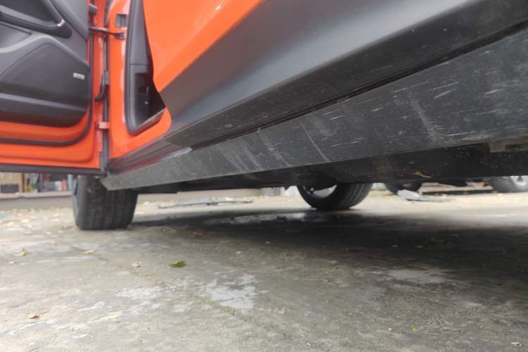 Used Porsche Cayenne 2019 Cayenne Coupé 3.0T Left Side Sill