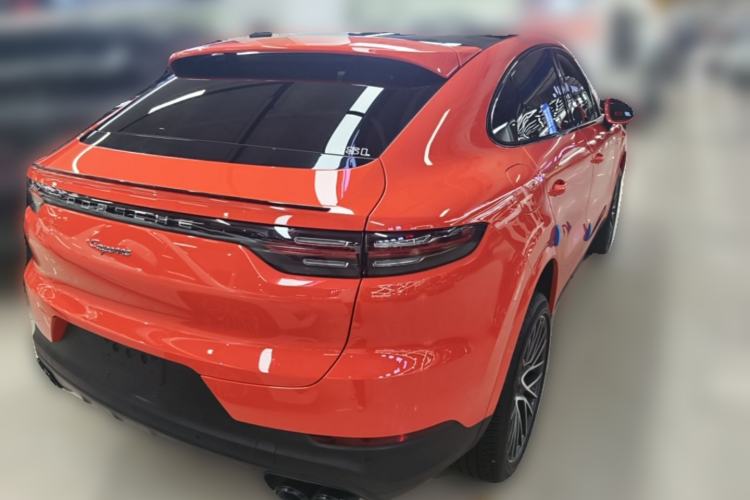Used Porsche Cayenne 2019 Cayenne Coupé 3.0T Rear Right 45 Deg