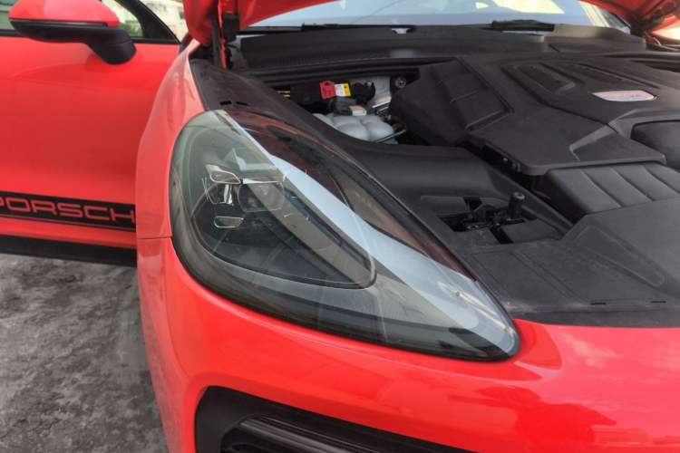 Used Porsche Cayenne 2019 Cayenne Coupé 3.0T Right Front Headlight