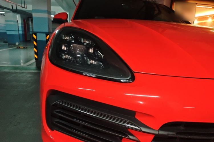 Used Porsche Cayenne 2019 Cayenne Coupé 3.0T Right Front Headlight
