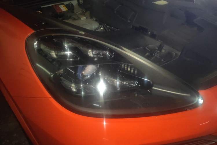 Used Porsche Cayenne 2019 Cayenne Coupé 3.0T Right Front Headlight