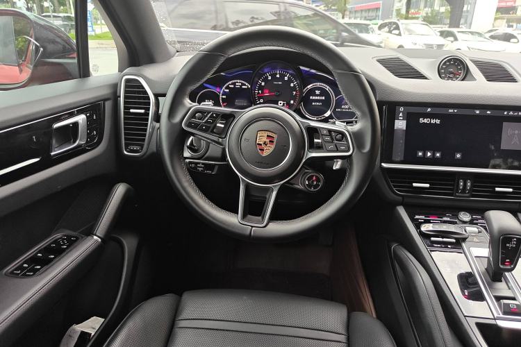 Used Porsche Cayenne 2019 Cayenne Coupé 3.0T Steering Wheel