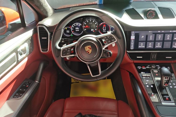 Used Porsche Cayenne 2019 Cayenne Coupé 3.0T Steering Wheel