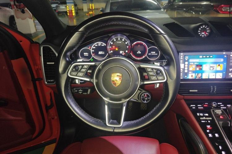 Used Porsche Cayenne 2019 Cayenne Coupé 3.0T Steering Wheel