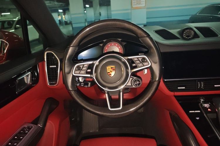 Used Porsche Cayenne 2019 Cayenne Coupé 3.0T Steering Wheel
