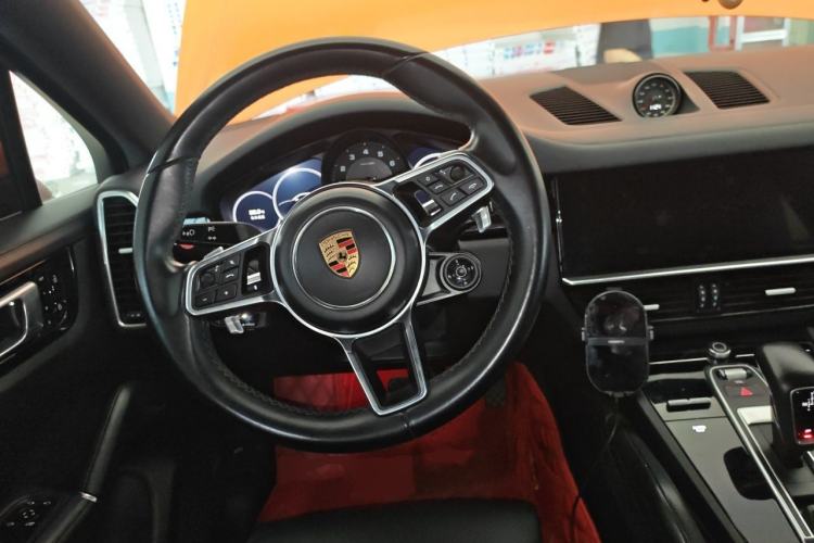 Used Porsche Cayenne 2019 Cayenne Coupé 3.0T Steering Wheel