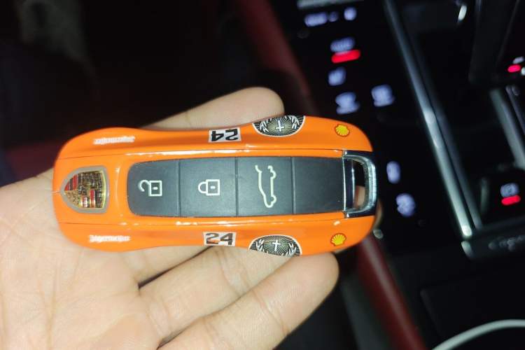 Used Porsche Cayenne 2019 Cayenne Coupé 3.0T Vehicle Key