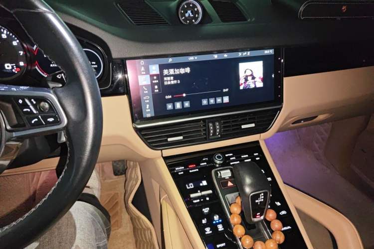 Used Porsche Cayenne 2019 Cayenne 3.0T Audio And AC Panel